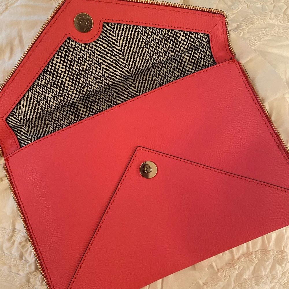 ✨ NEW REBECCA MINKOFF PINK ENVELOPE CLUTCH
